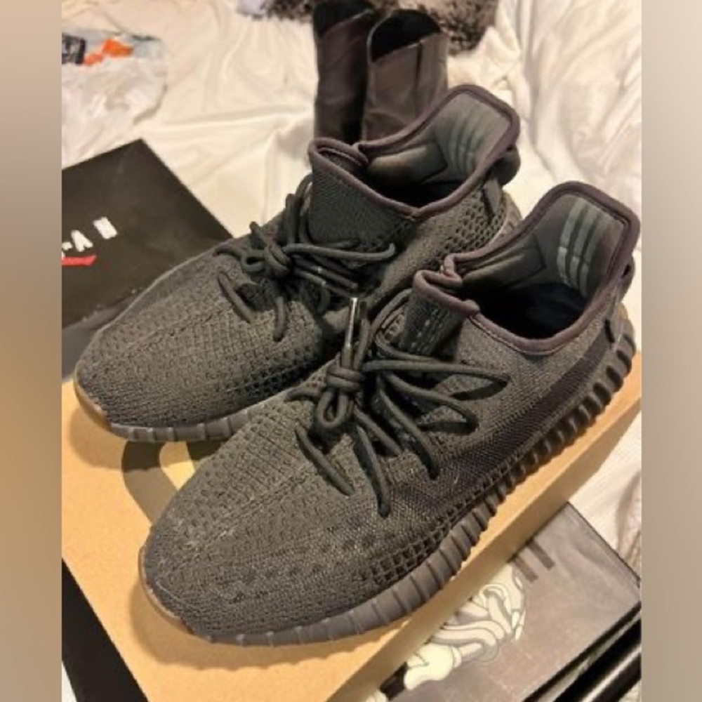 Yeezy 350 Cinder